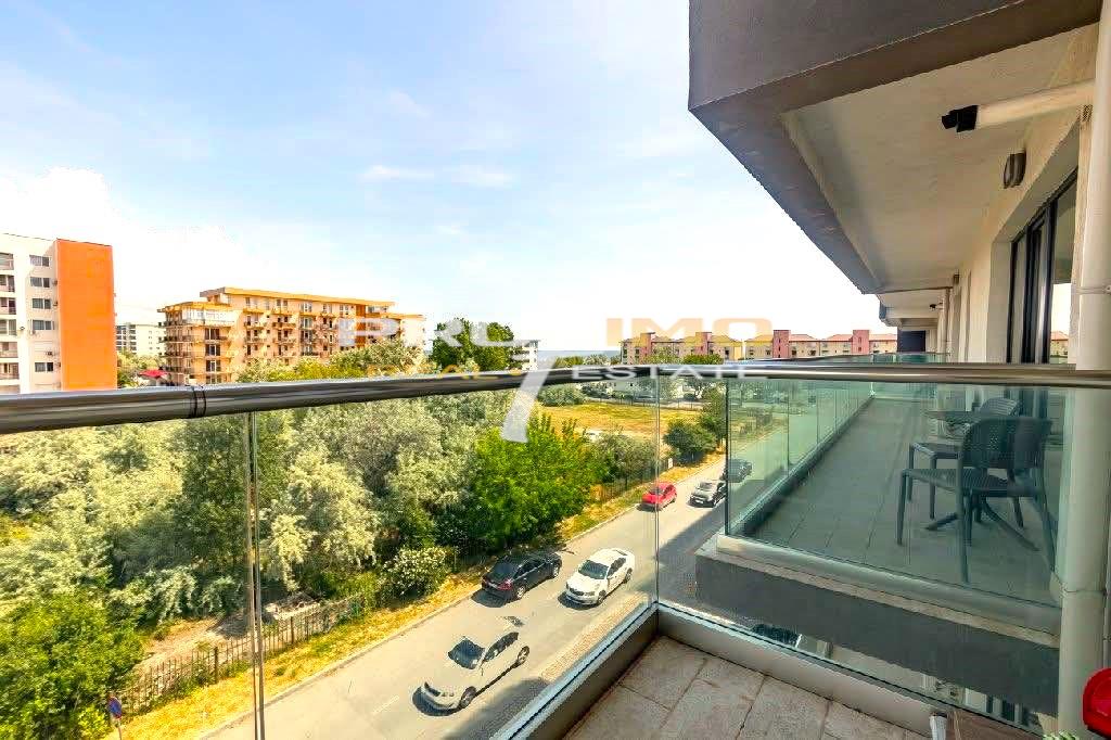 Statiunea Mamaia  Apartament 2 camere Cu vedere partiala la Mare si Lac