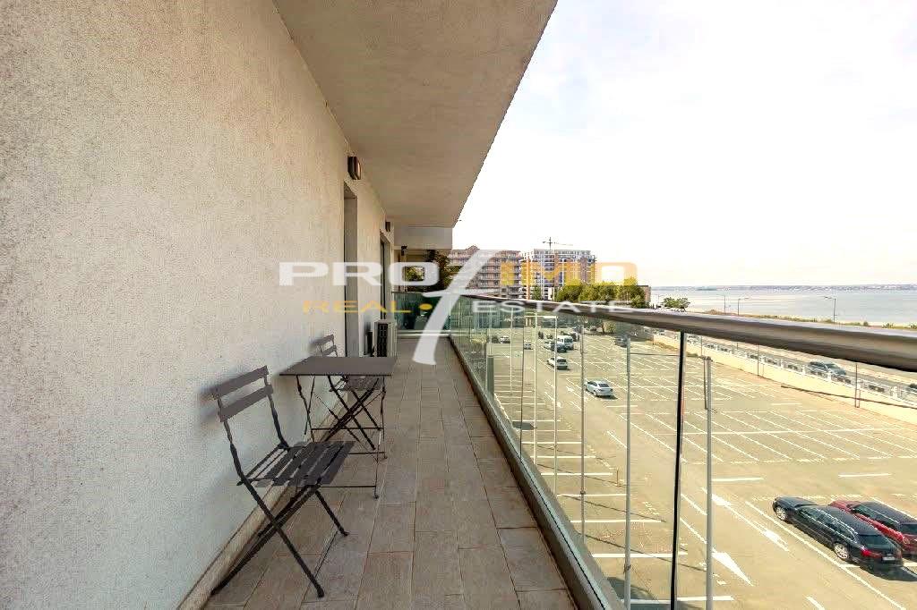 Statiunea Mamaia  Apartament 2 camere Cu vedere partiala la Mare si Lac