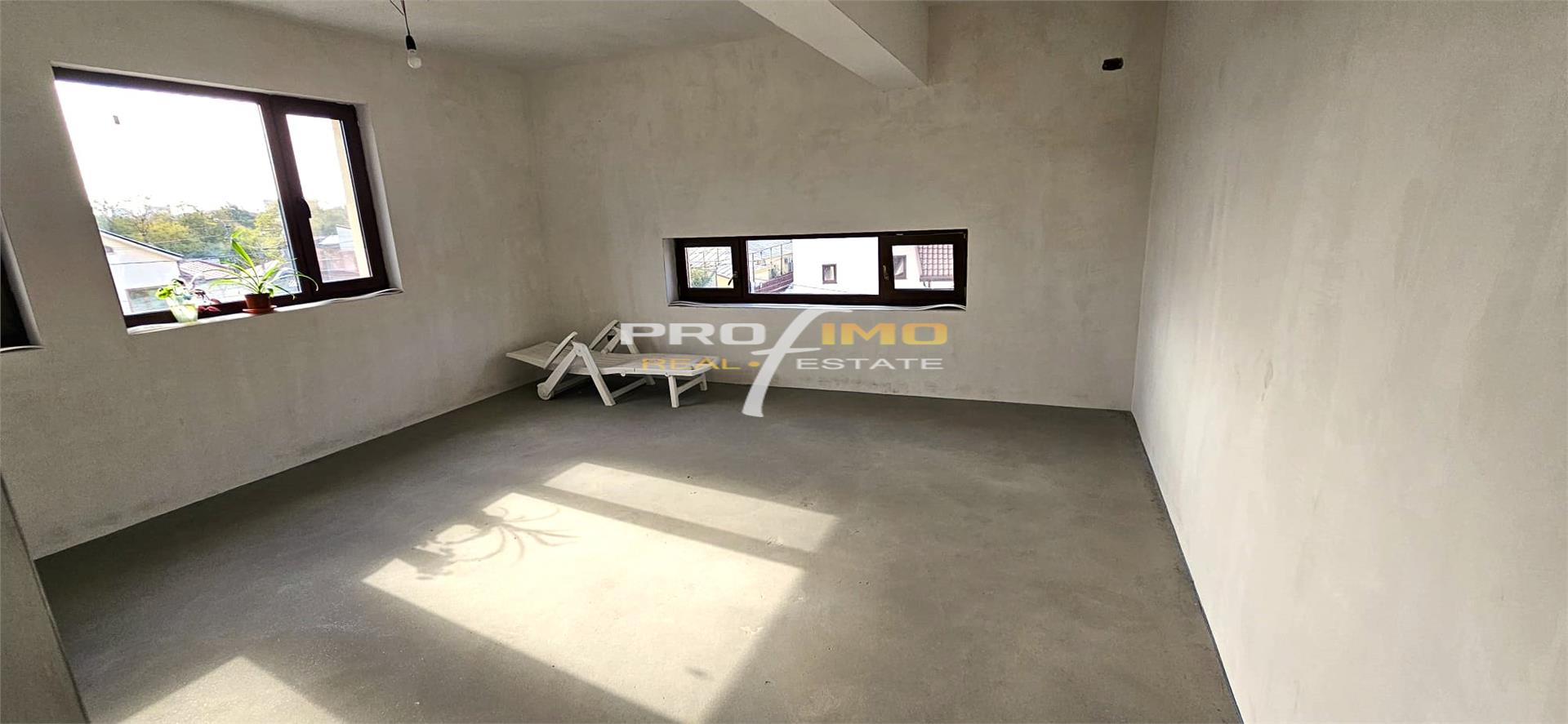 Apartament 3 camere intr o vila P+2E cu cate un apartament pe etaj