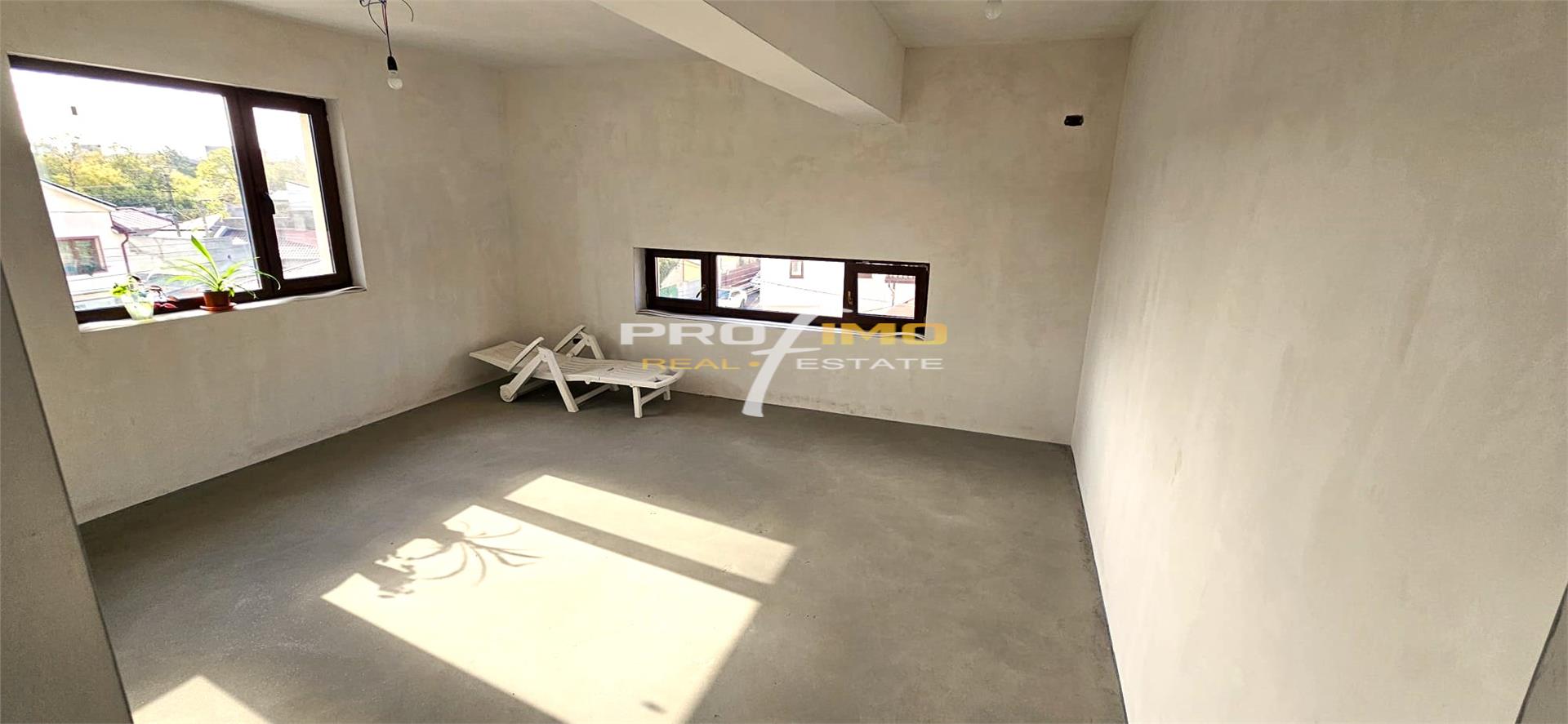 Apartament 3 camere intr o vila P+2E cu cate un apartament pe etaj