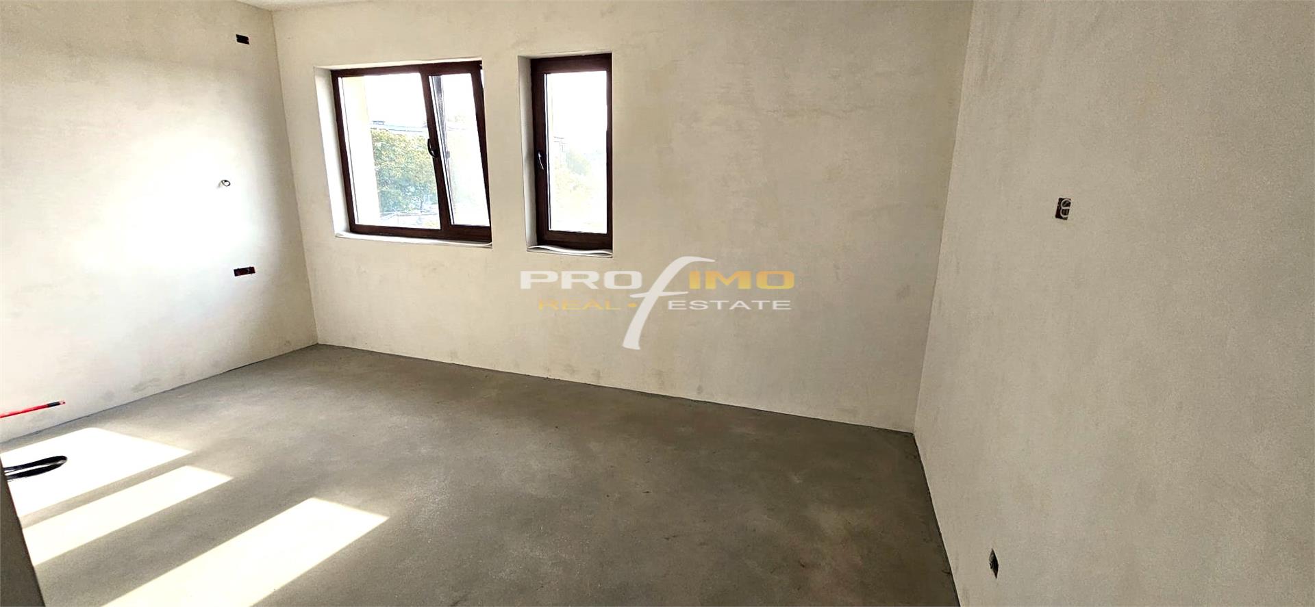 Apartament 3 camere intr o vila P+2E cu cate un apartament pe etaj