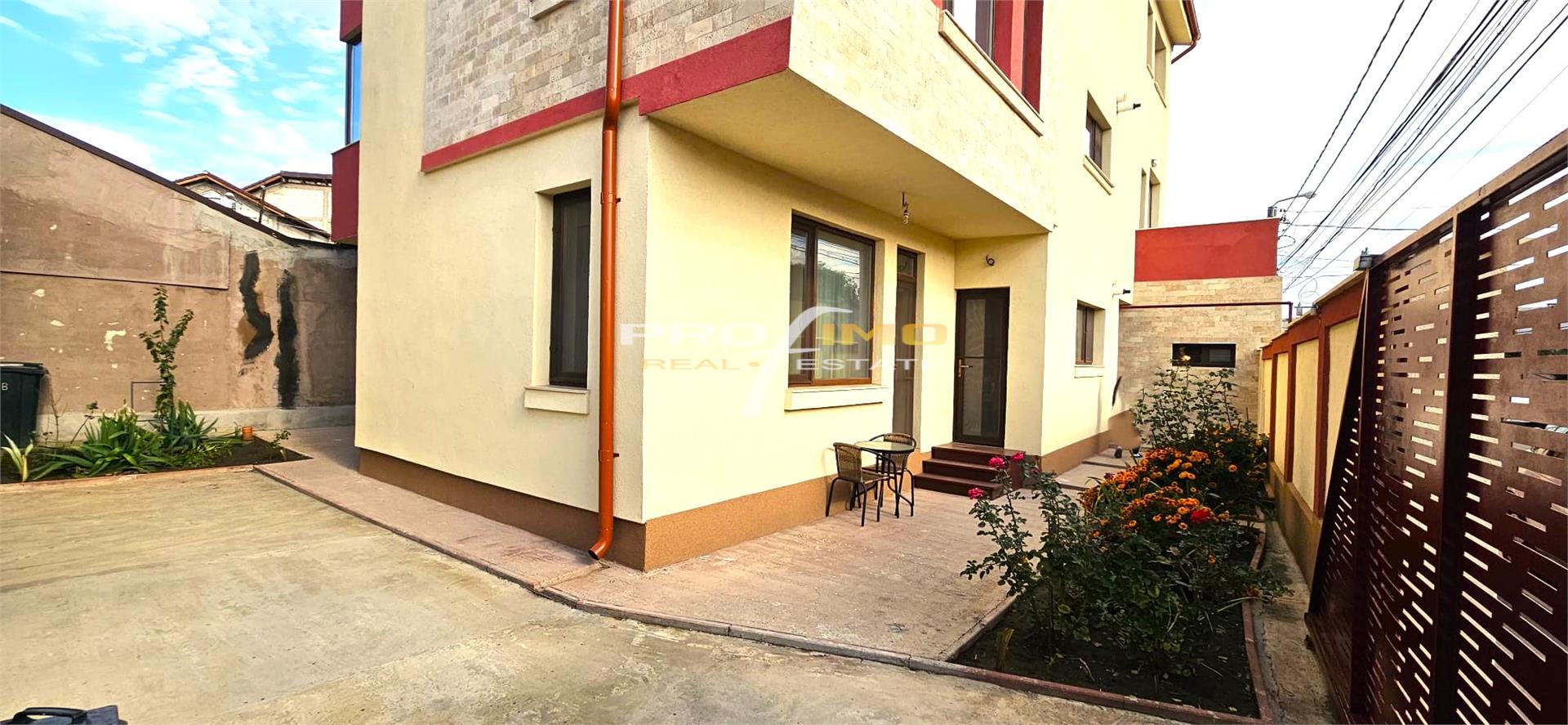 Apartament 3 camere intr o vila P+2E cu cate un apartament pe etaj