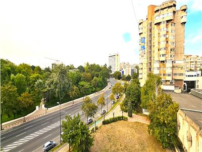 Apartament 3 camere, su.88mp.decomandat, CF.0, - Gara BCR