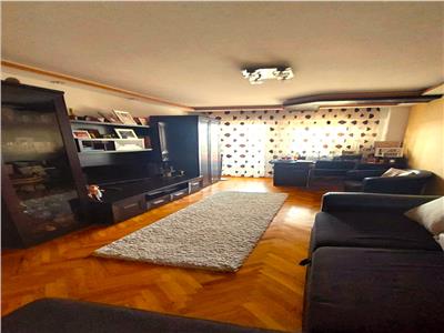 Bld.Tomis Spit.Jud.Apartament 2 camere, su.55mp. Decomandat
