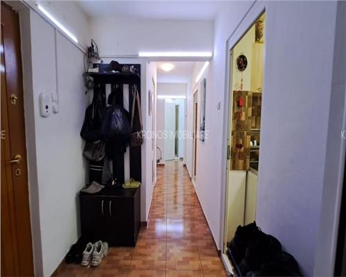 Tomis Nord apartament 3 camere decomandat