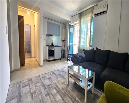 OPORTUNITATE - Apartament 2 camere, su.53mp. Parcare privata