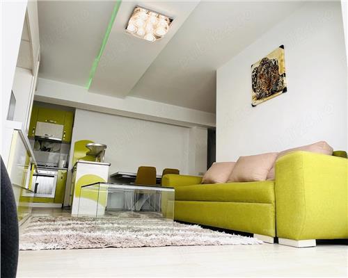 City Mall , apartament cu 3 camere decomandat, etaj intermediar, mobilat modern